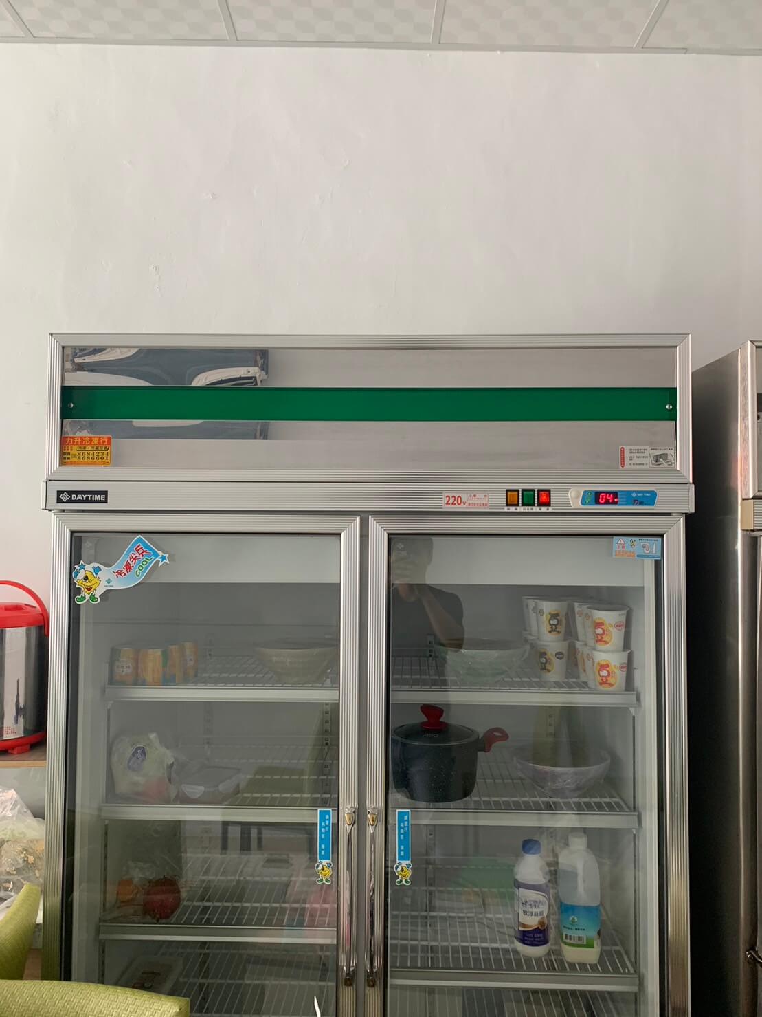鳳山吳老闆店裡的大冰箱維修的第1張圖片